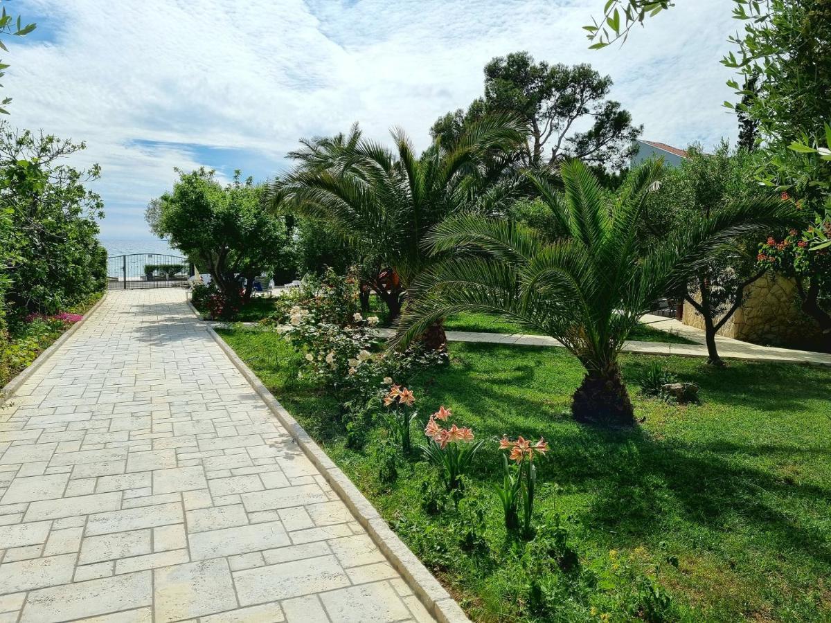 Apartments Ostrea - Ana Новалья Экстерьер фото